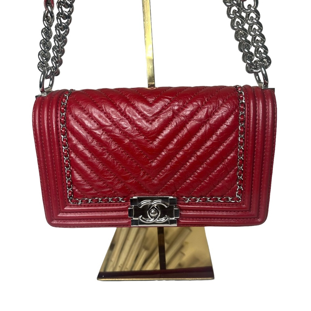 CHANEL RED BOY BAG DISTRESSED CHEVRON